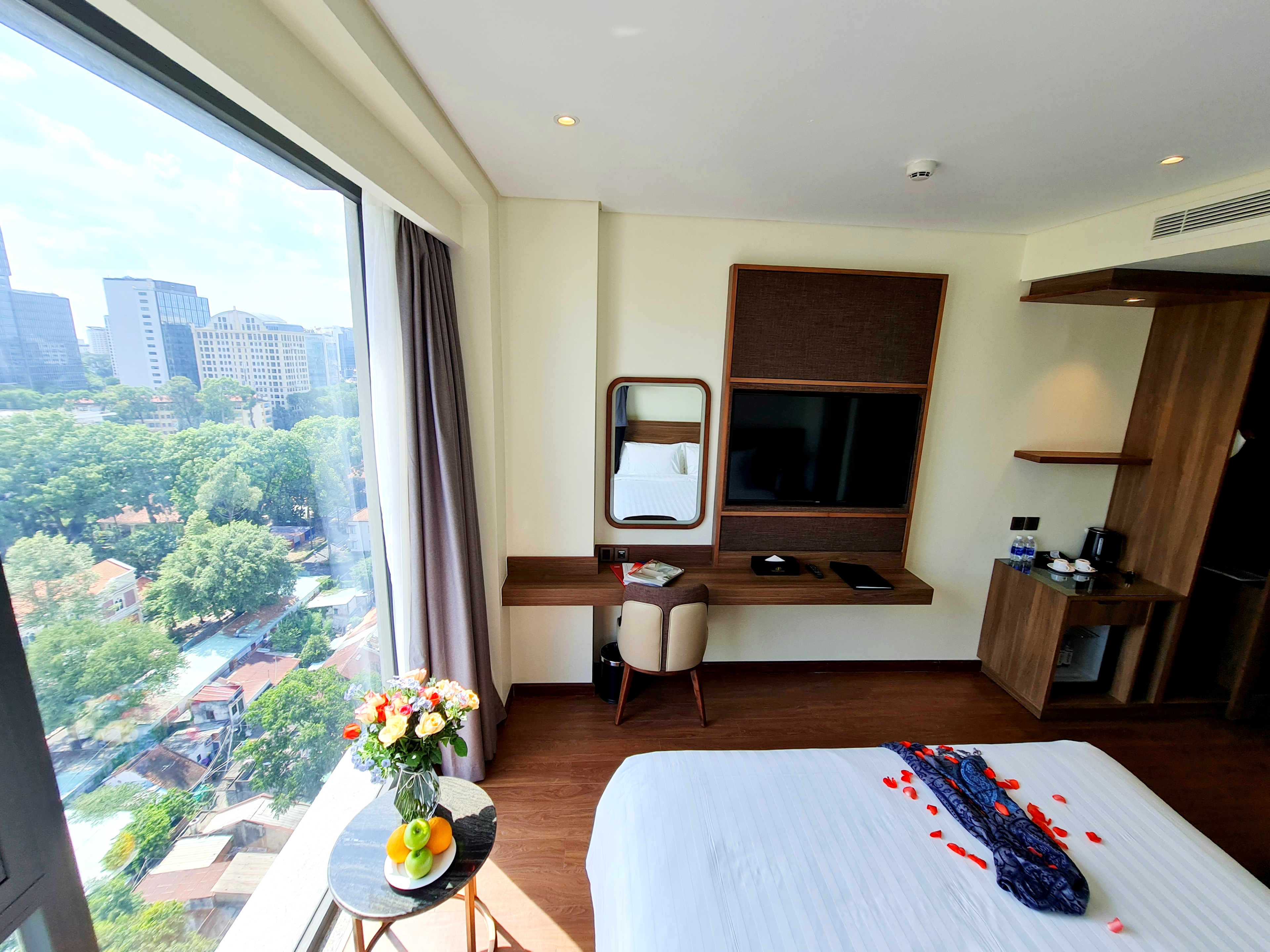 Premier City View